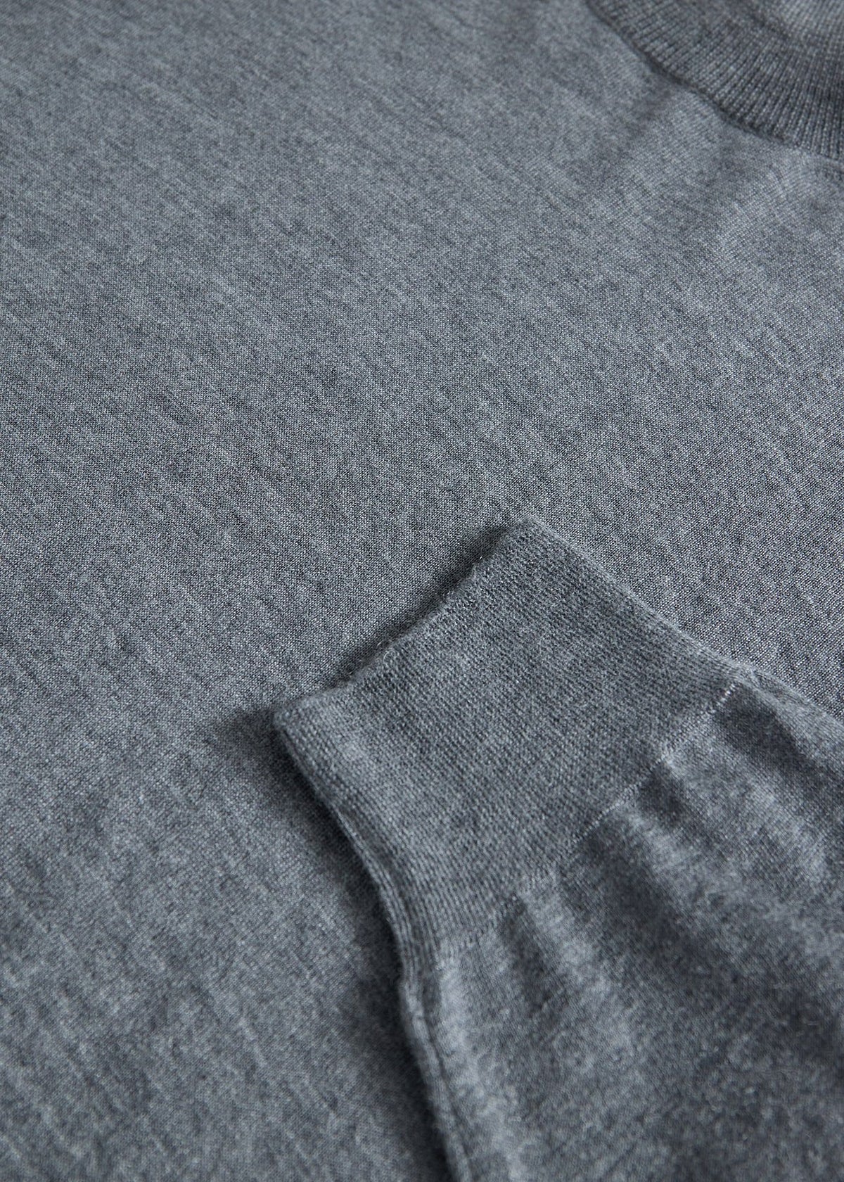 Silk & Cashmere Turtleneck Black - Paul Stuart