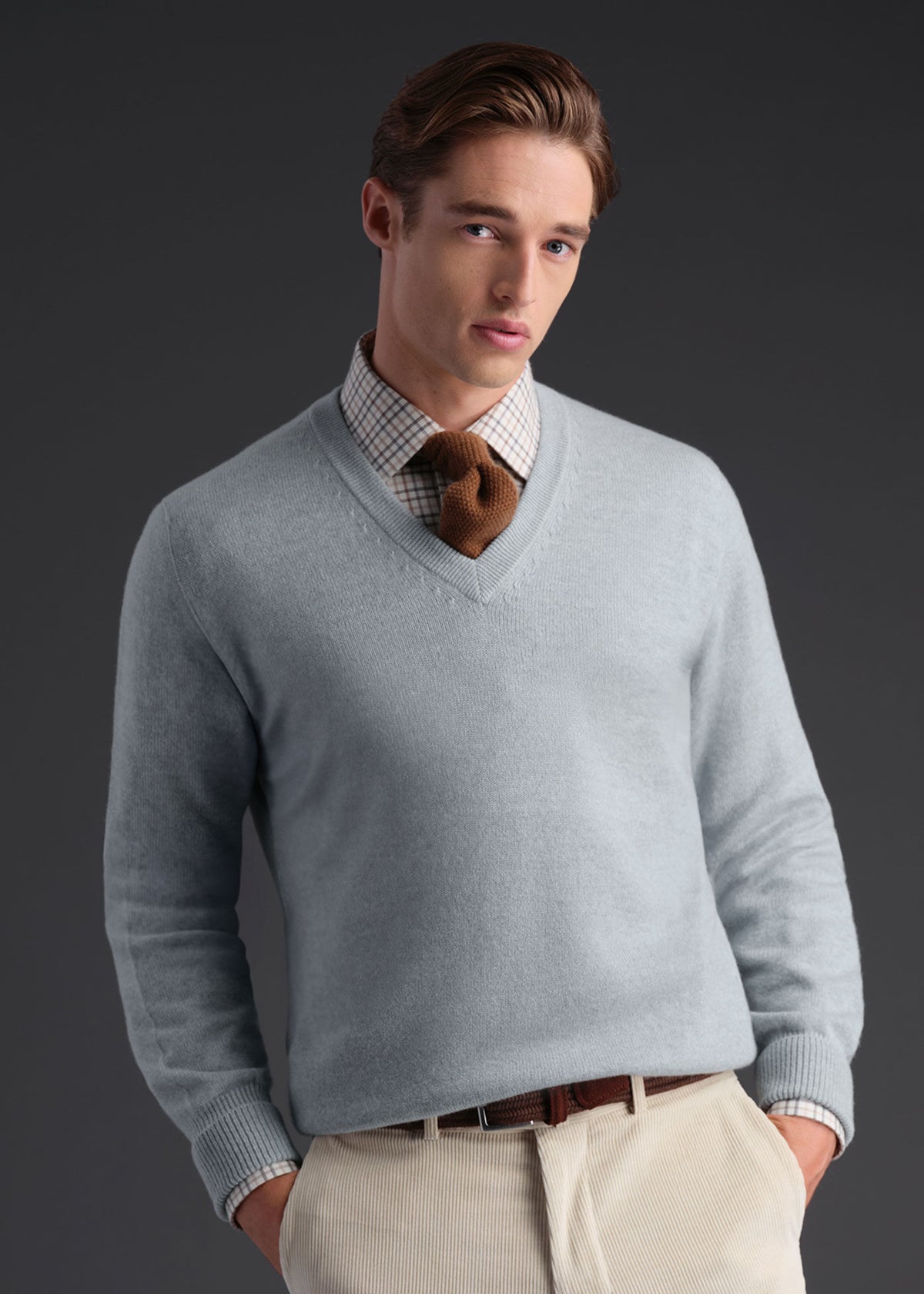 Classic Cashmere V-Neck Sweater Powder Blue, unselectable - Paul Stuart