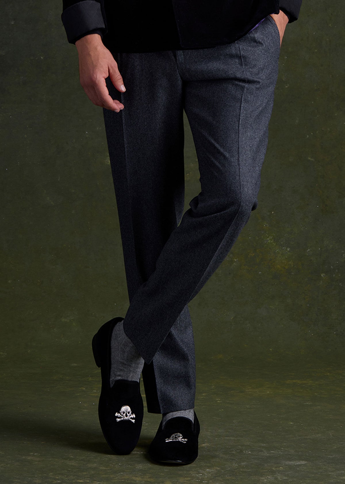 Tyler Velvet Skull Slip-on Black - Paul Stuart