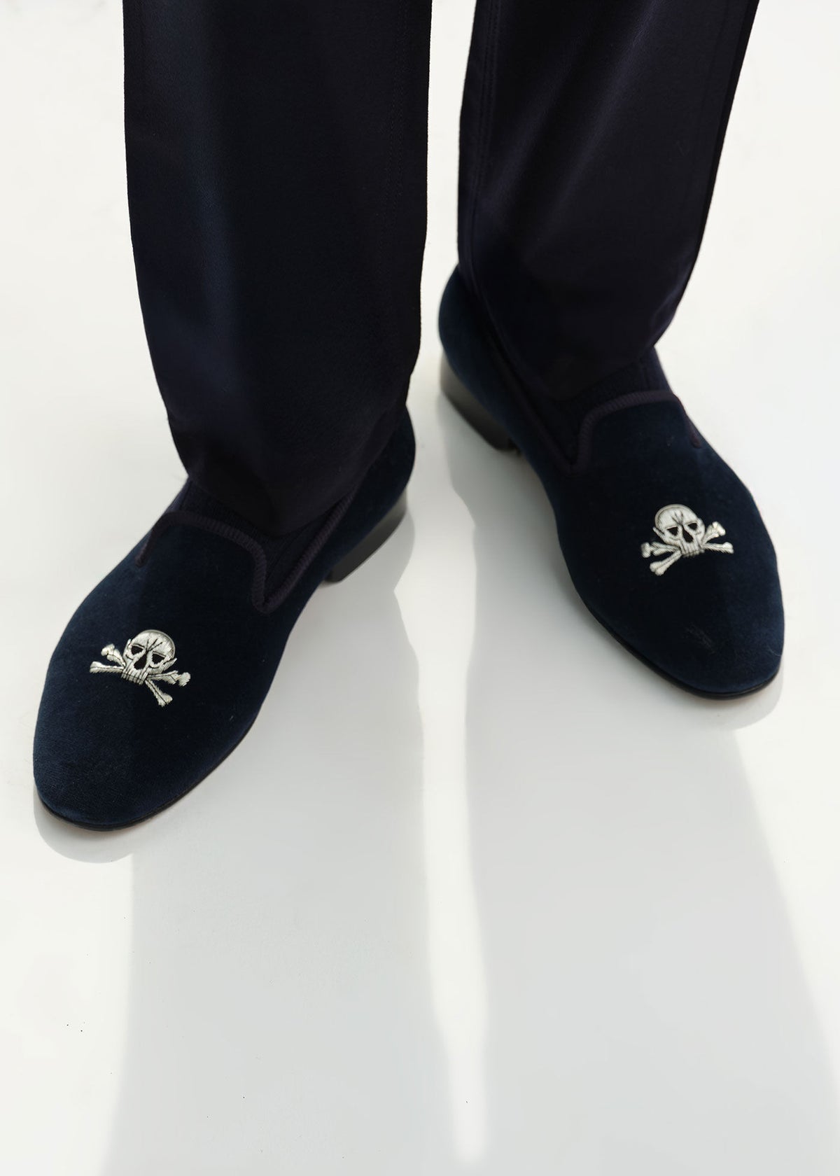 Tyler Velvet Skull Slip-on Black - Paul Stuart