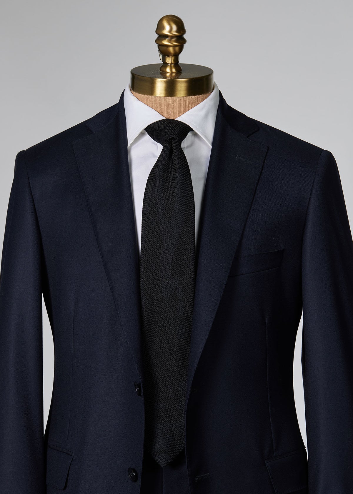 Solid Silk Garza Tie Black - Paul Stuart