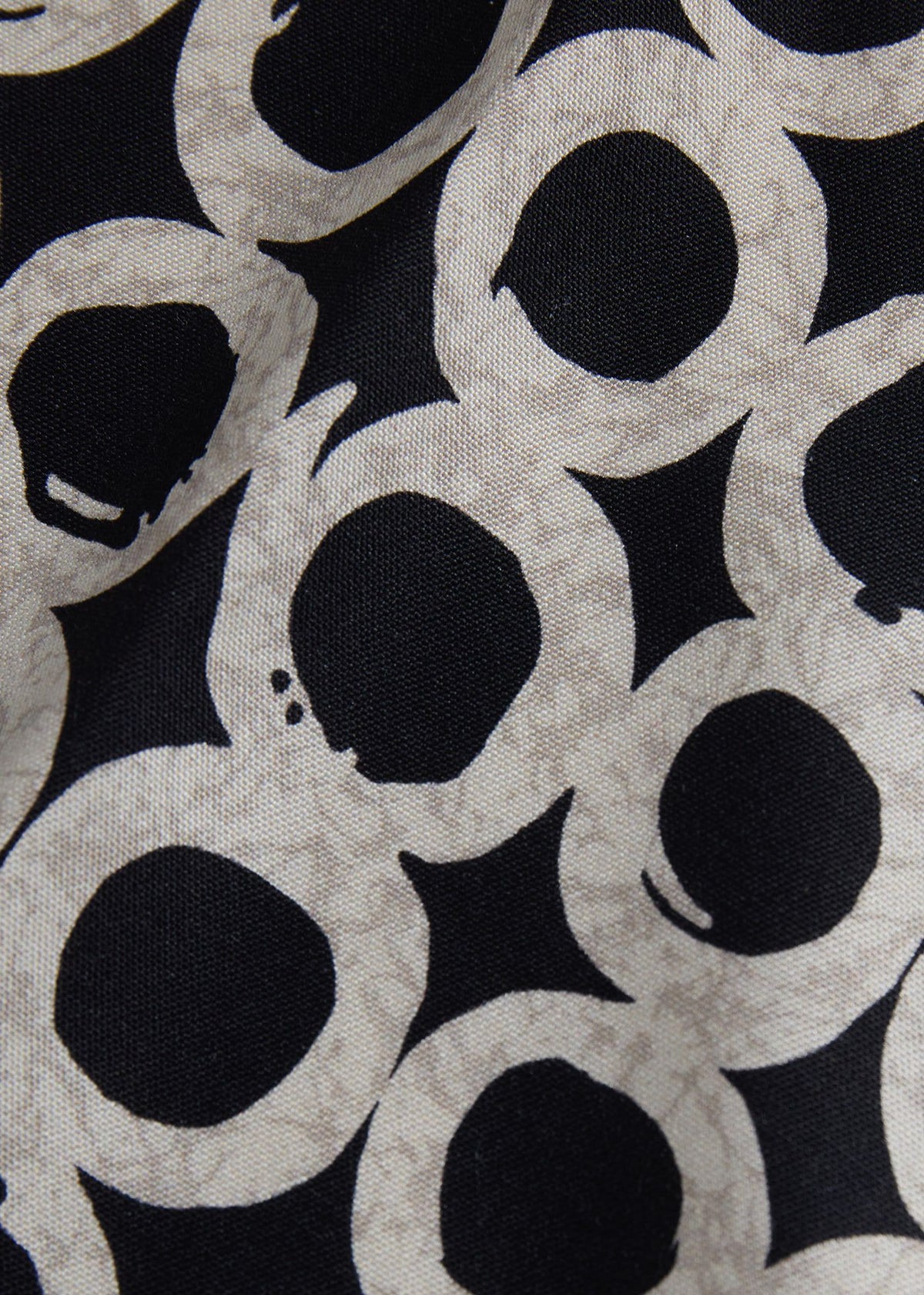 Geometric Print Silk Pocket Square Black - Paul Stuart
