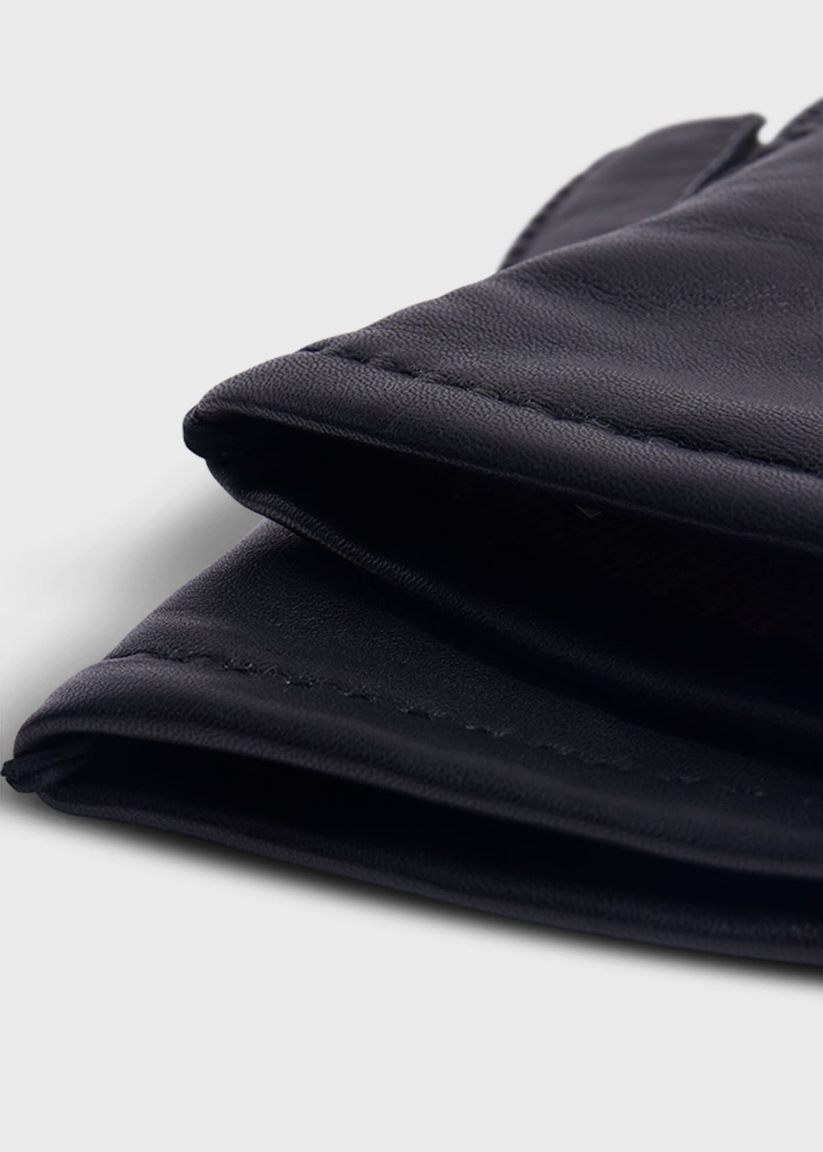 Leather Saddle Stitch Glove Black - Paul Stuart