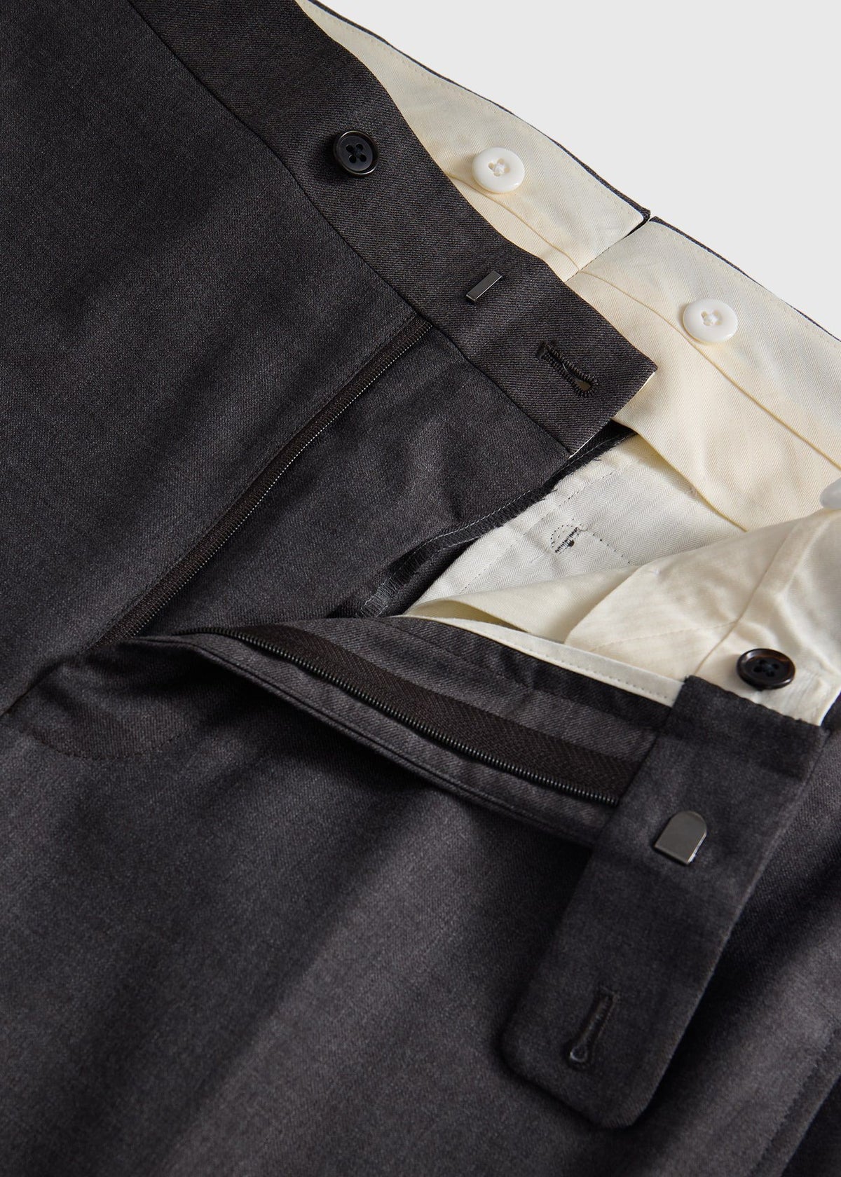 All Year Super 110s Wool Sharkskin Suit Taupe - Paul Stuart